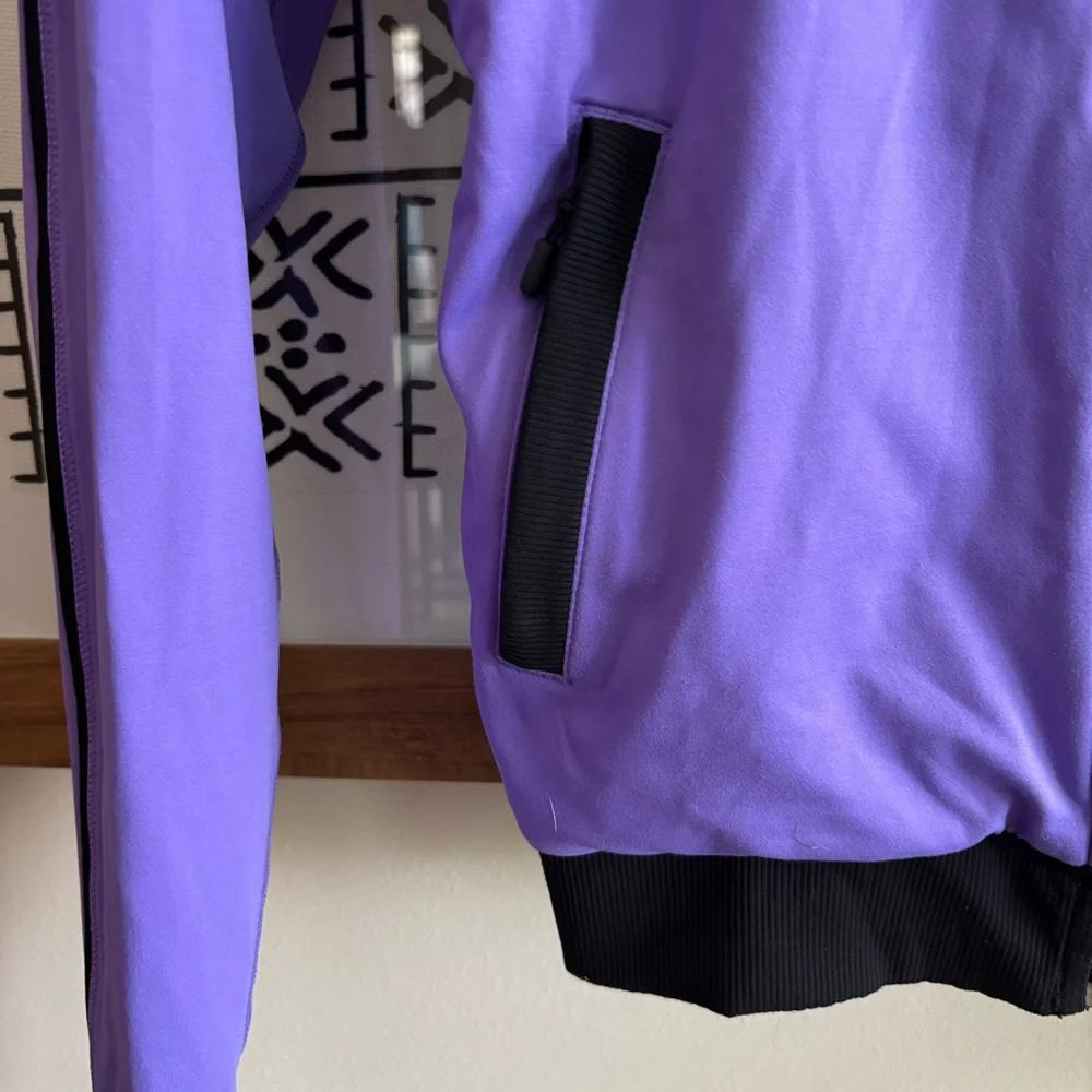 Ivivva Jacket - Picture 4 of 11